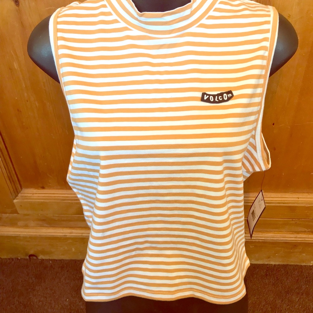 Volcom top new with tags